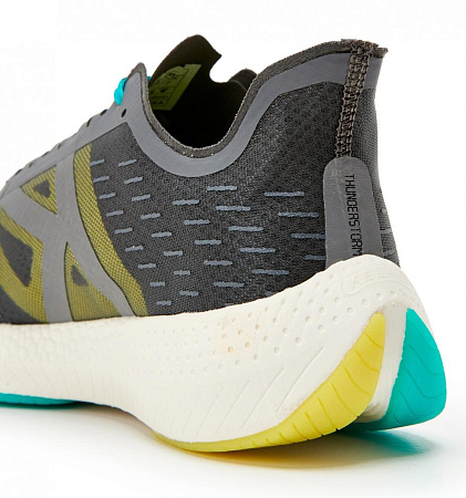Кроссовки Kelme MN Thunderstorm (46958-702)